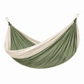 Hamaca doble de tela verde y beige 200x150 cm